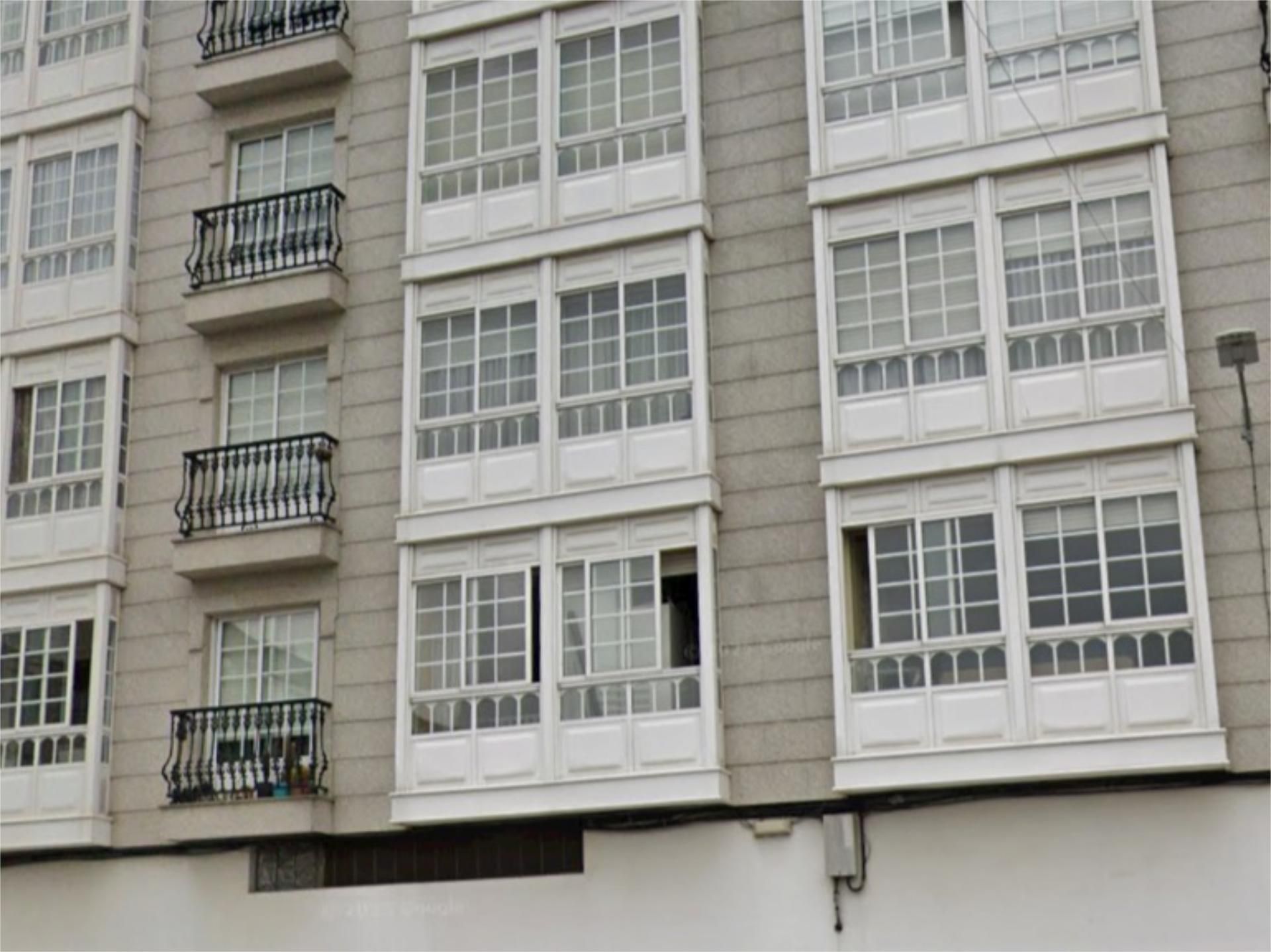 Wohnung zur Miete in Rua Solaina, 96, A Malata - Catabois - Ciudad Jardín Außenansicht von Wohnung zur Miete in Ferrol mit Heizung, Parkett und Terrasse