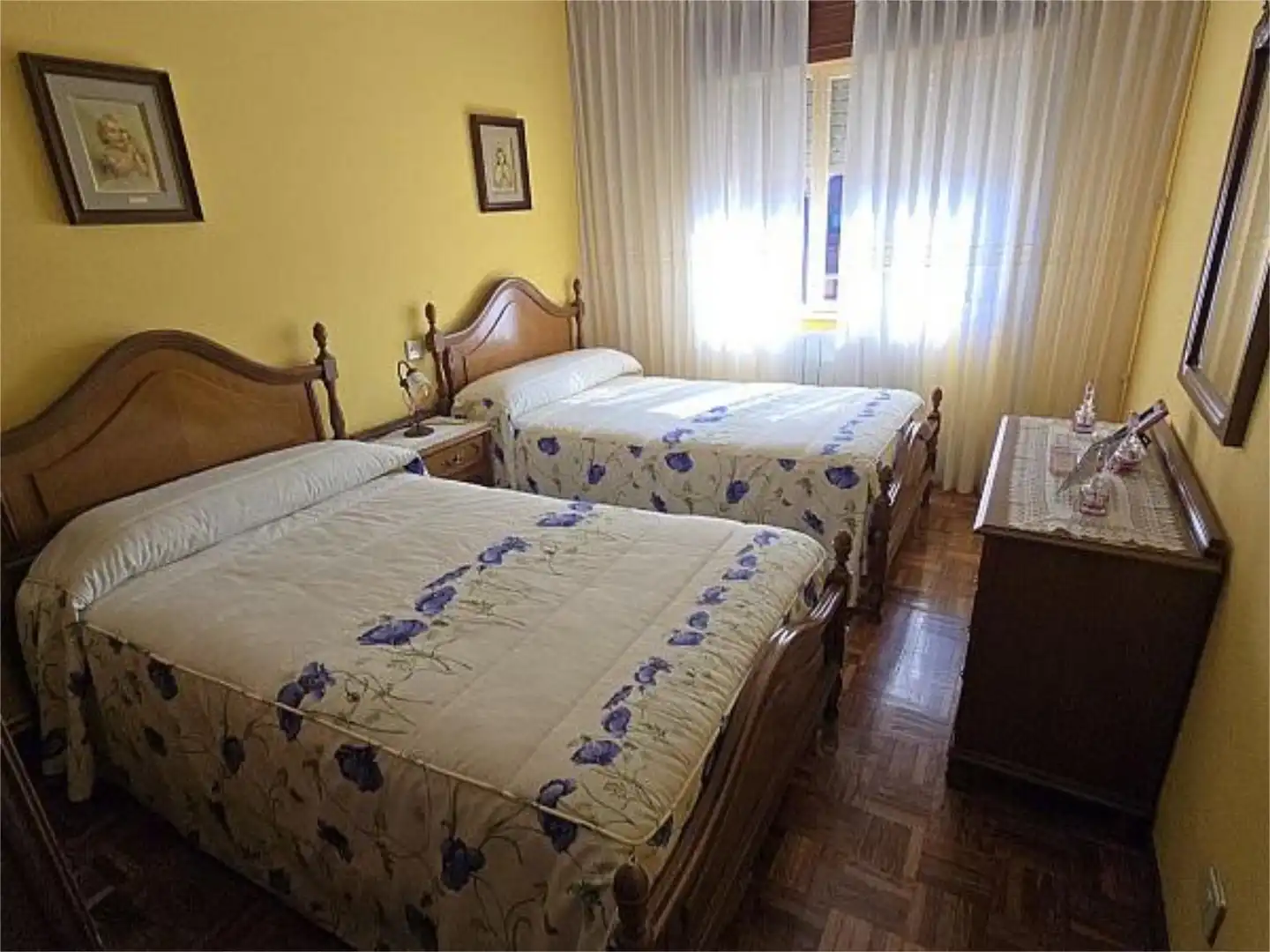 Bedroom of Flat for sale in Aller  with Terrace and Furnished