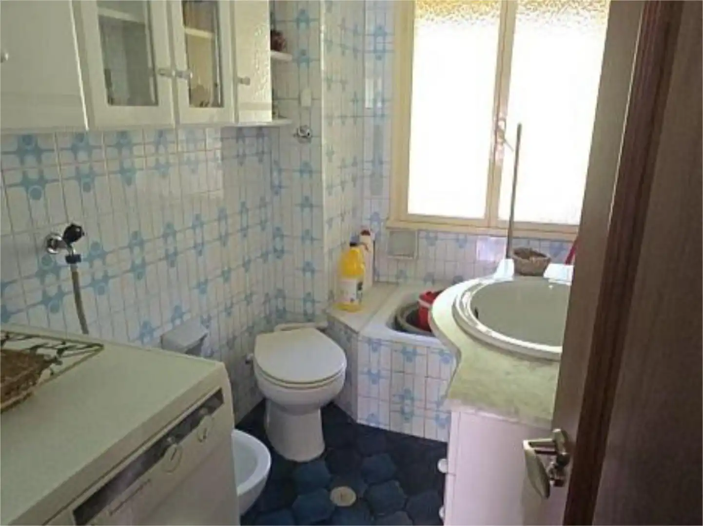 Bathroom of Flat for sale in Aller  with Terrace and Furnished