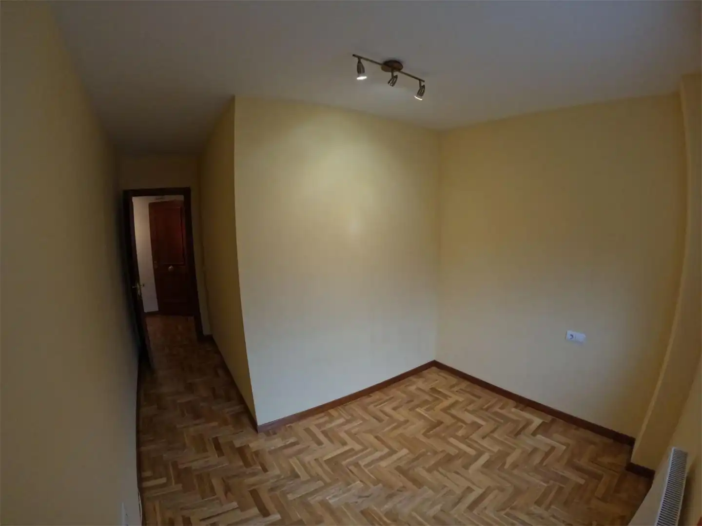 Habitación de Piso en venta en Villaviciosa con Calefacción, Parquet y Trastero