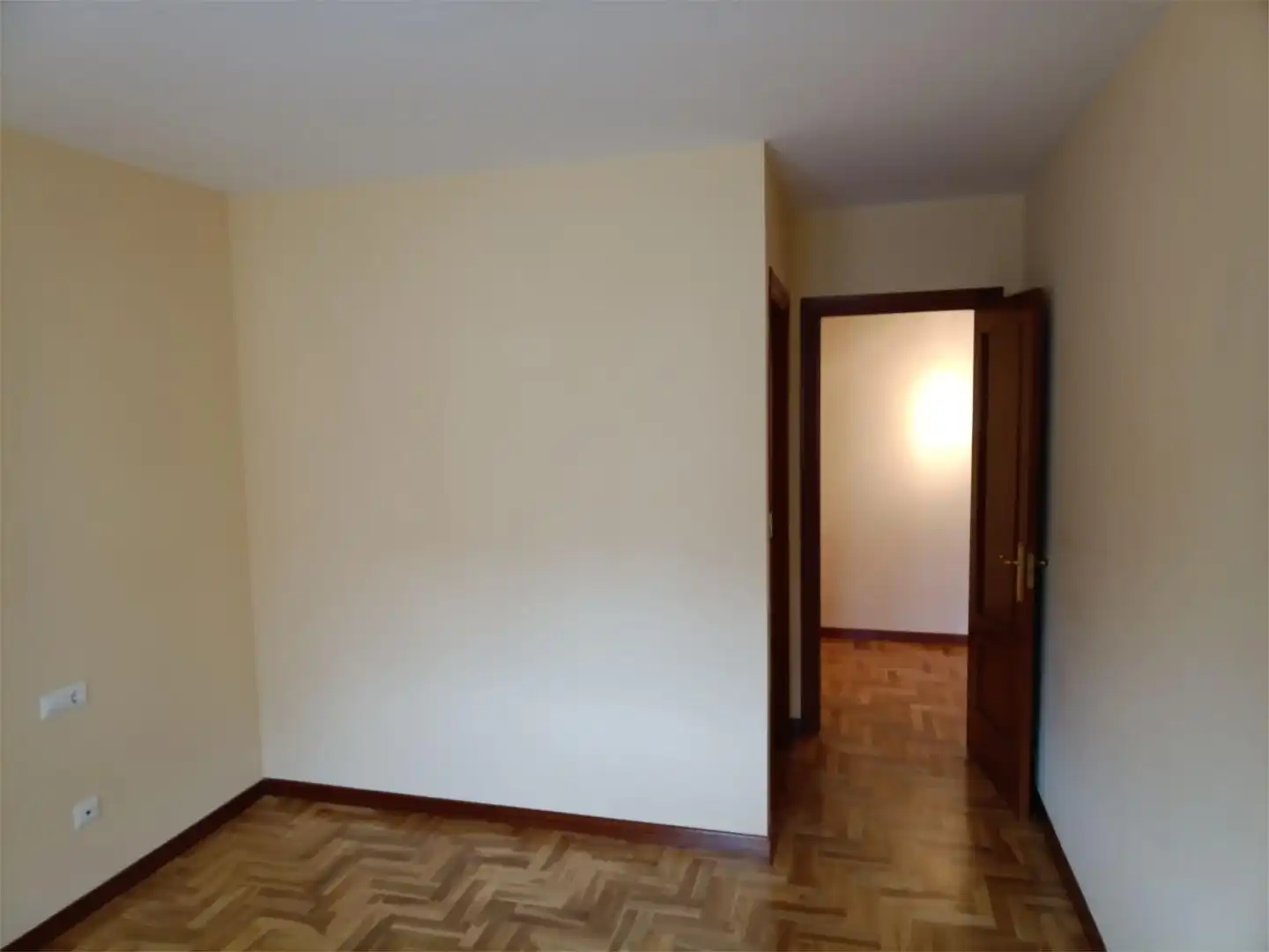 Habitación de Piso en venta en Villaviciosa con Calefacción, Parquet y Trastero