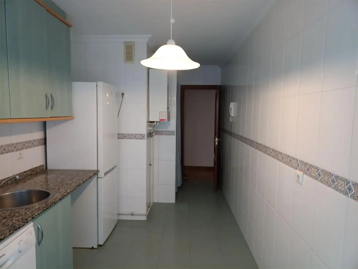 Cocina de Piso en venta en Villaviciosa con Calefacción, Parquet y Trastero