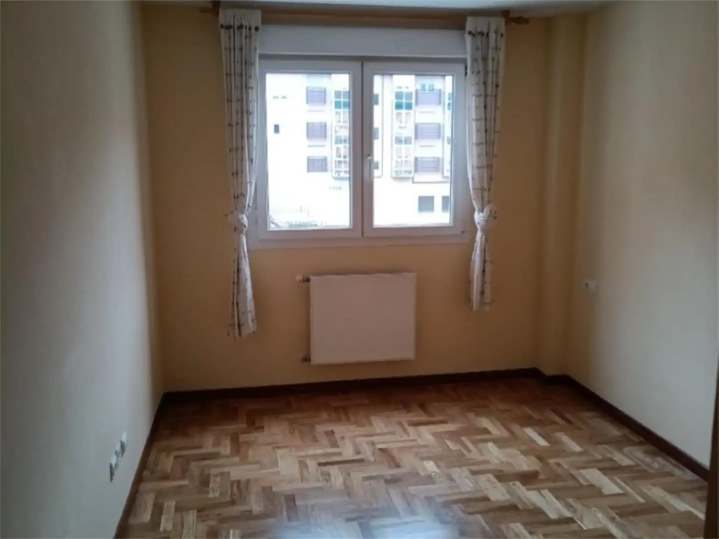 Habitación de Piso en venta en Villaviciosa con Calefacción, Parquet y Trastero