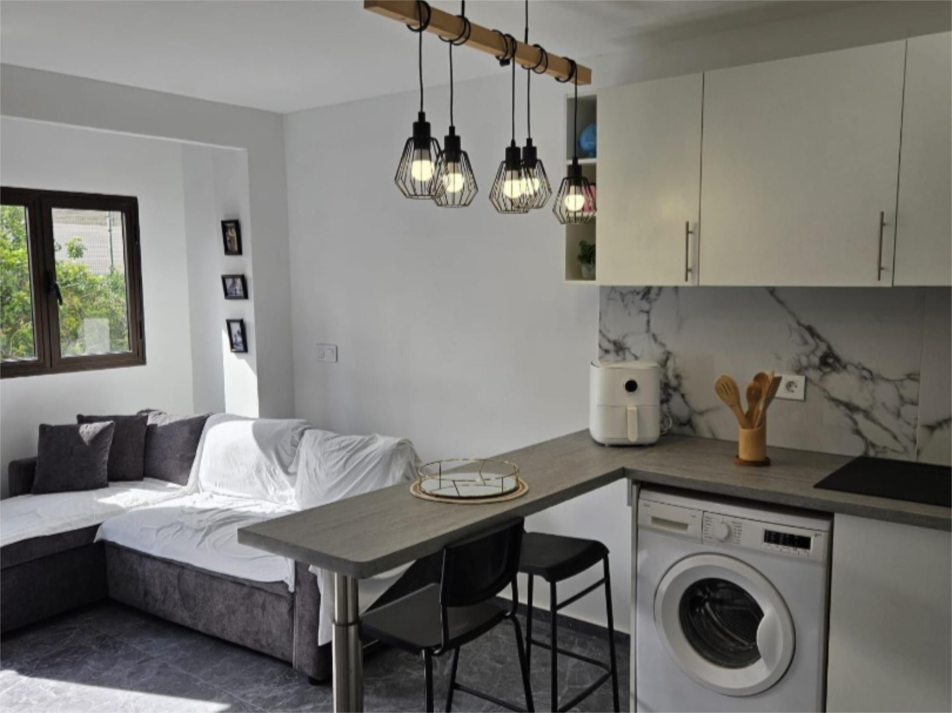 Kitchen of Flat to rent in Las Palmas de Gran Canaria  with Furnished and Community parking