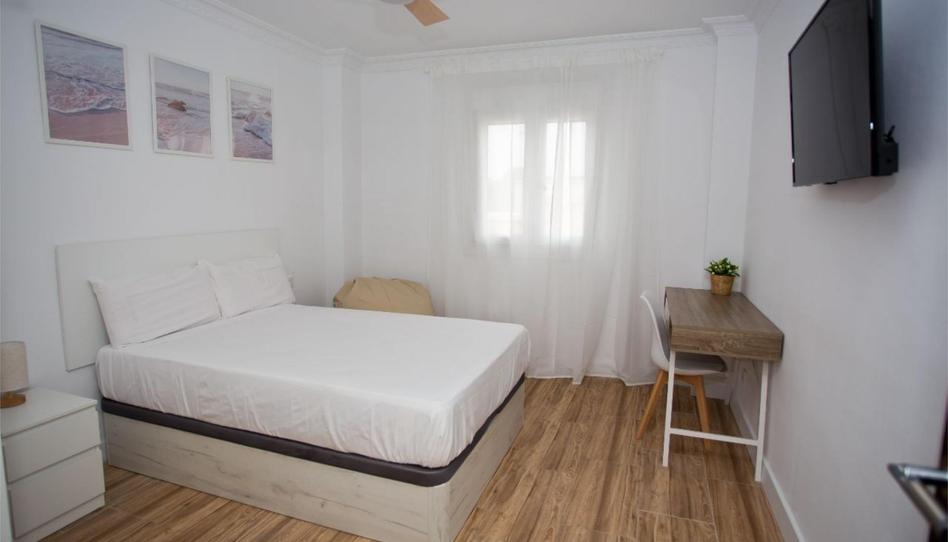 Pis per a compartir a Calle Arroyomolinos de León, 25, Isla Chica, Huelva Capital - imatge 1 Foto 1 de Pis per a compartir a Calle Arroyomolinos de León, 25, Isla Chica, Huelva Capital