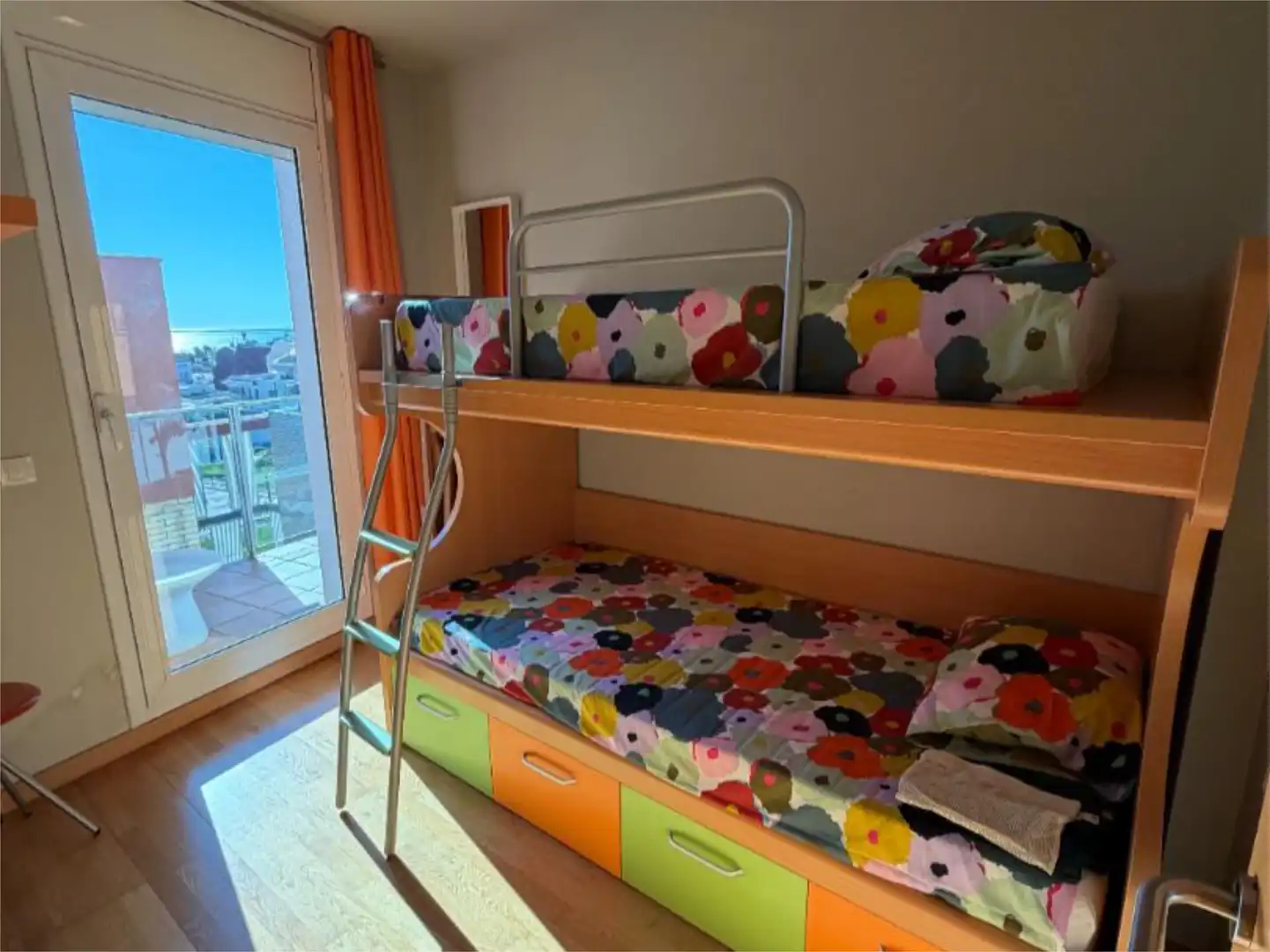 Flat for sale in Carrer de L'arxiu de Simancas, 72, Platges Bedroom of Flat for sale in La Ràpita with Air Conditioner, Terrace and Swimming Pool