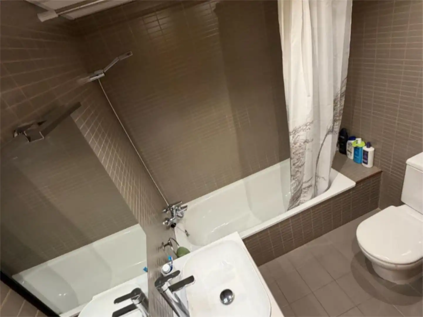 Flat for sale in Carrer de L'arxiu de Simancas, 72, Platges Bathroom of Flat for sale in La Ràpita with Air Conditioner, Terrace and Swimming Pool
