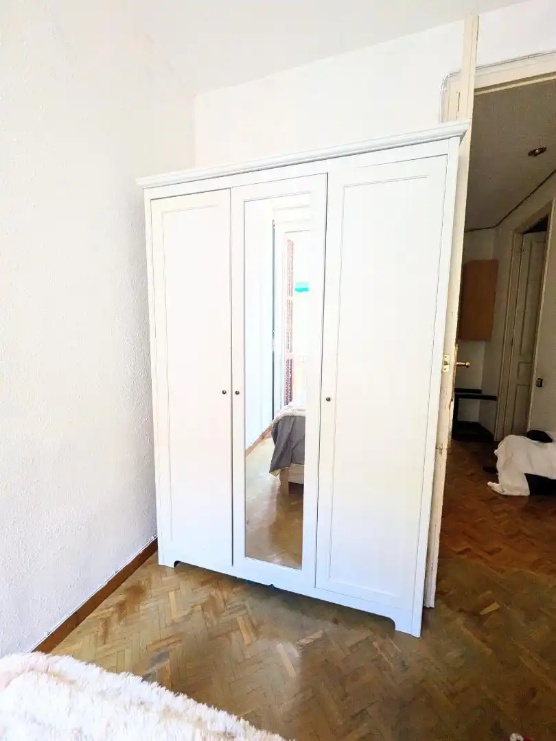 Habitació a Carrer d'Alcolea, 60, Sants Dormitori de Pis per a compartir en Barcelona amb Aire condicionat, Calefacció i Parquet