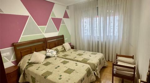 Foto 3 de Piso de alquiler en Calle de Ramón y Cajal, 43, La Pola Siero, Siero