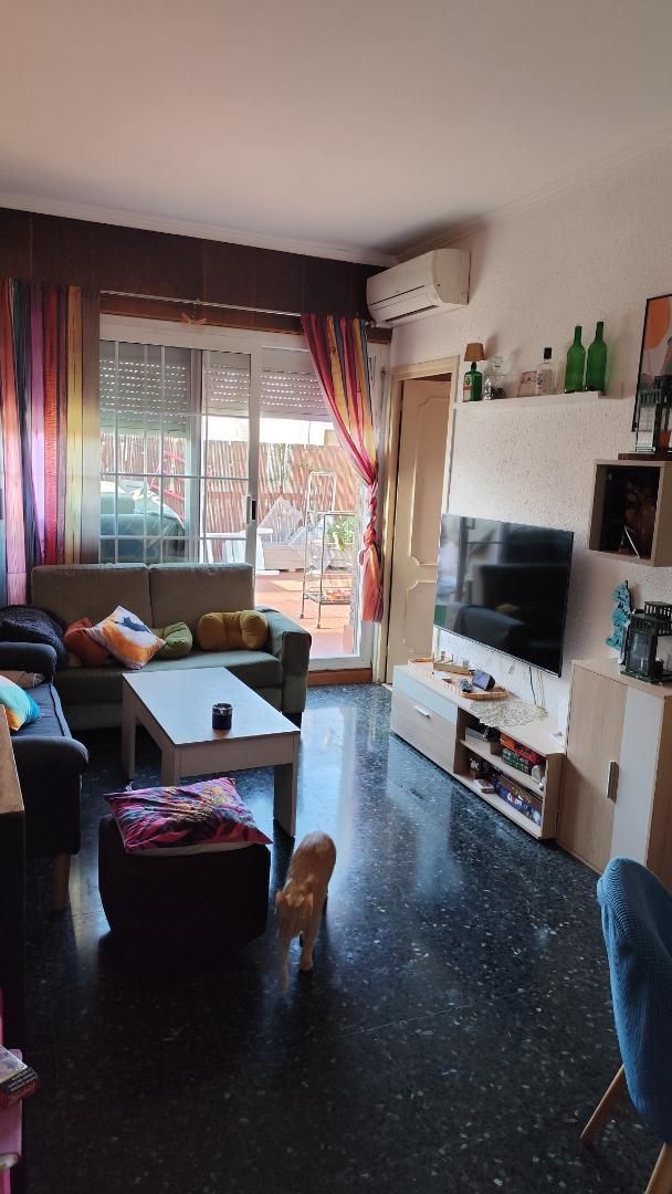 Living room of Flat to share in  Barcelona Capital  with Air Conditioner, Terrace and Furnished