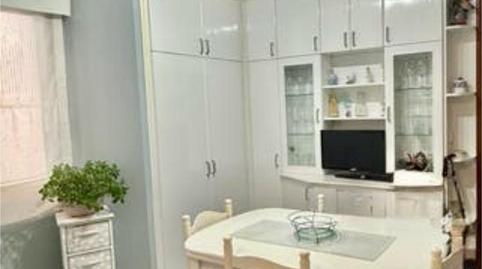 Foto 3 de Piso de alquiler en Zona de Plaza de Barcelos, Pontevedra Capital