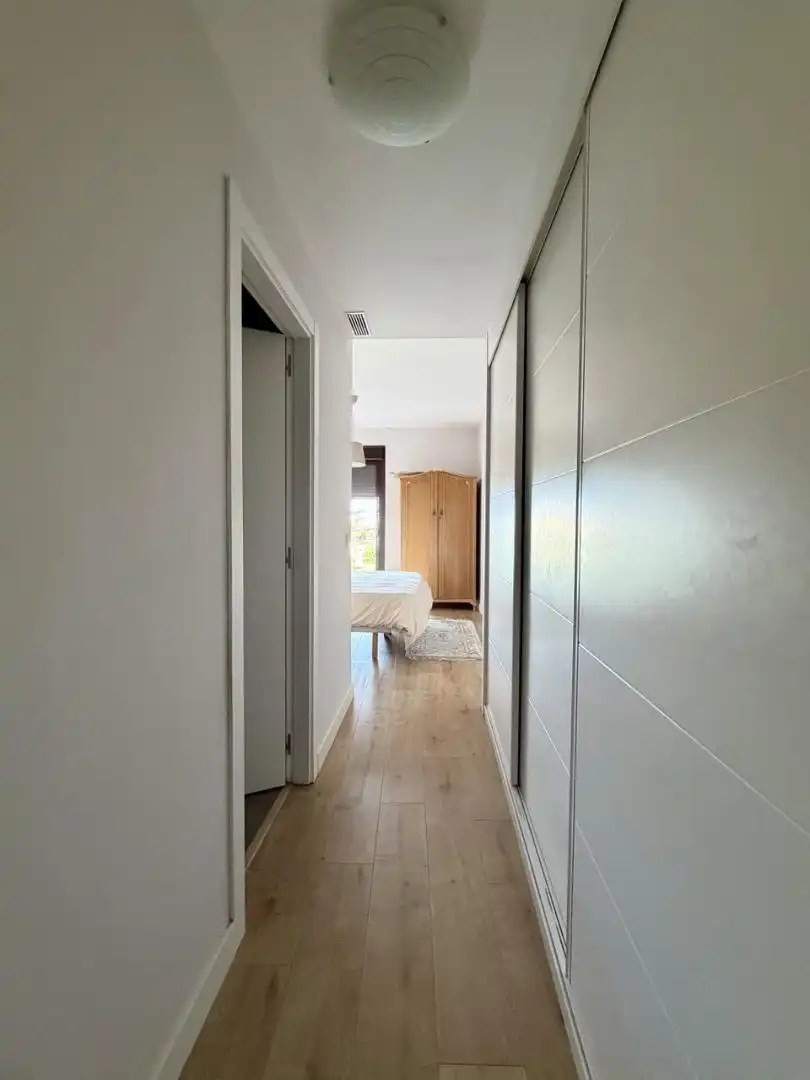Wohnung zum Verkauf in Málaga mit Klimaanlage, Heizung und Privatgarten