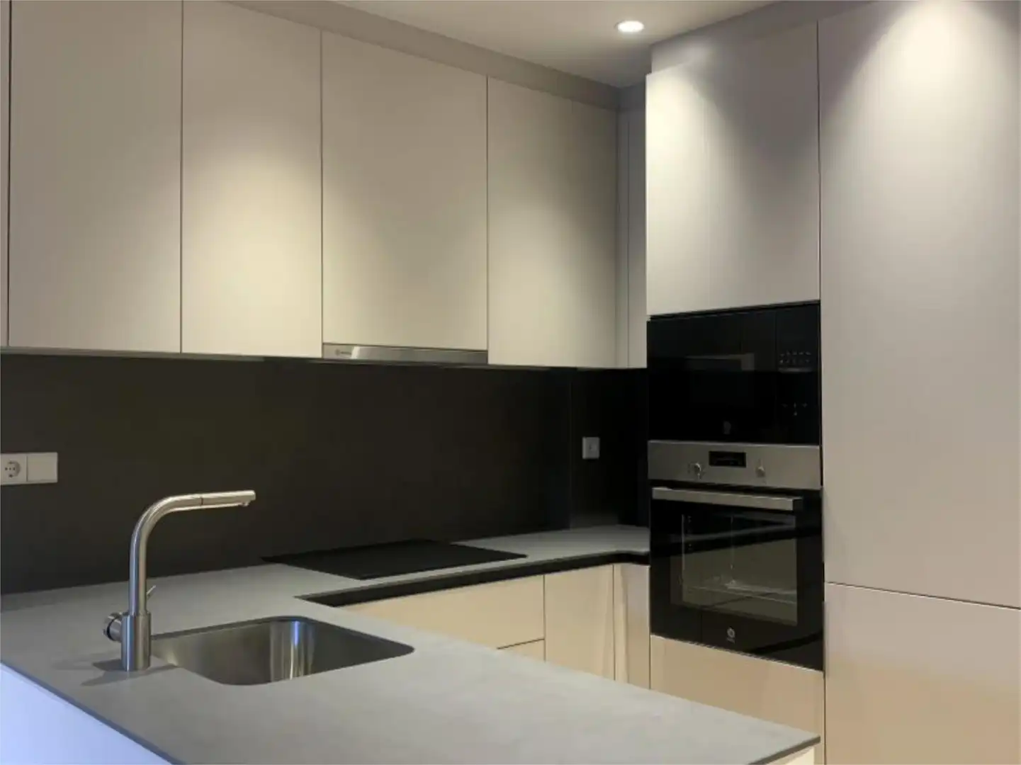 Wohnung zum Verkauf in Carrer de Ponent, 66, Gorg Küche von Wohnung zum Verkauf in Badalona mit Klimaanlage