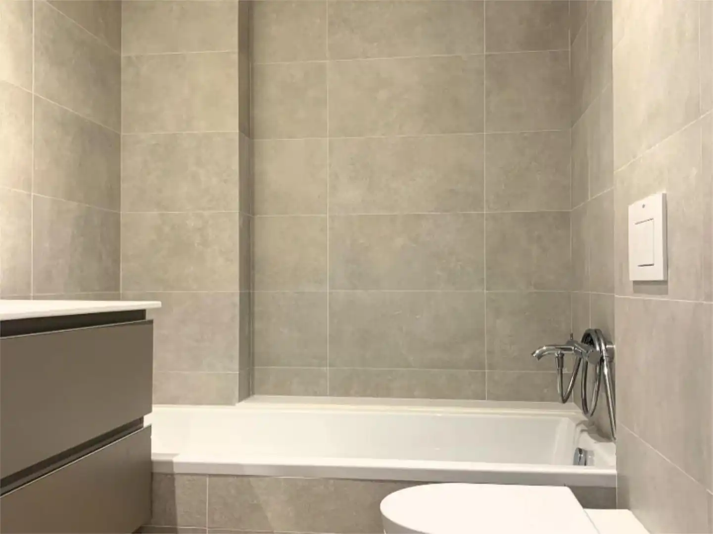 Wohnung zum Verkauf in Carrer de Ponent, 66, Gorg Badezimmer von Wohnung zum Verkauf in Badalona mit Klimaanlage