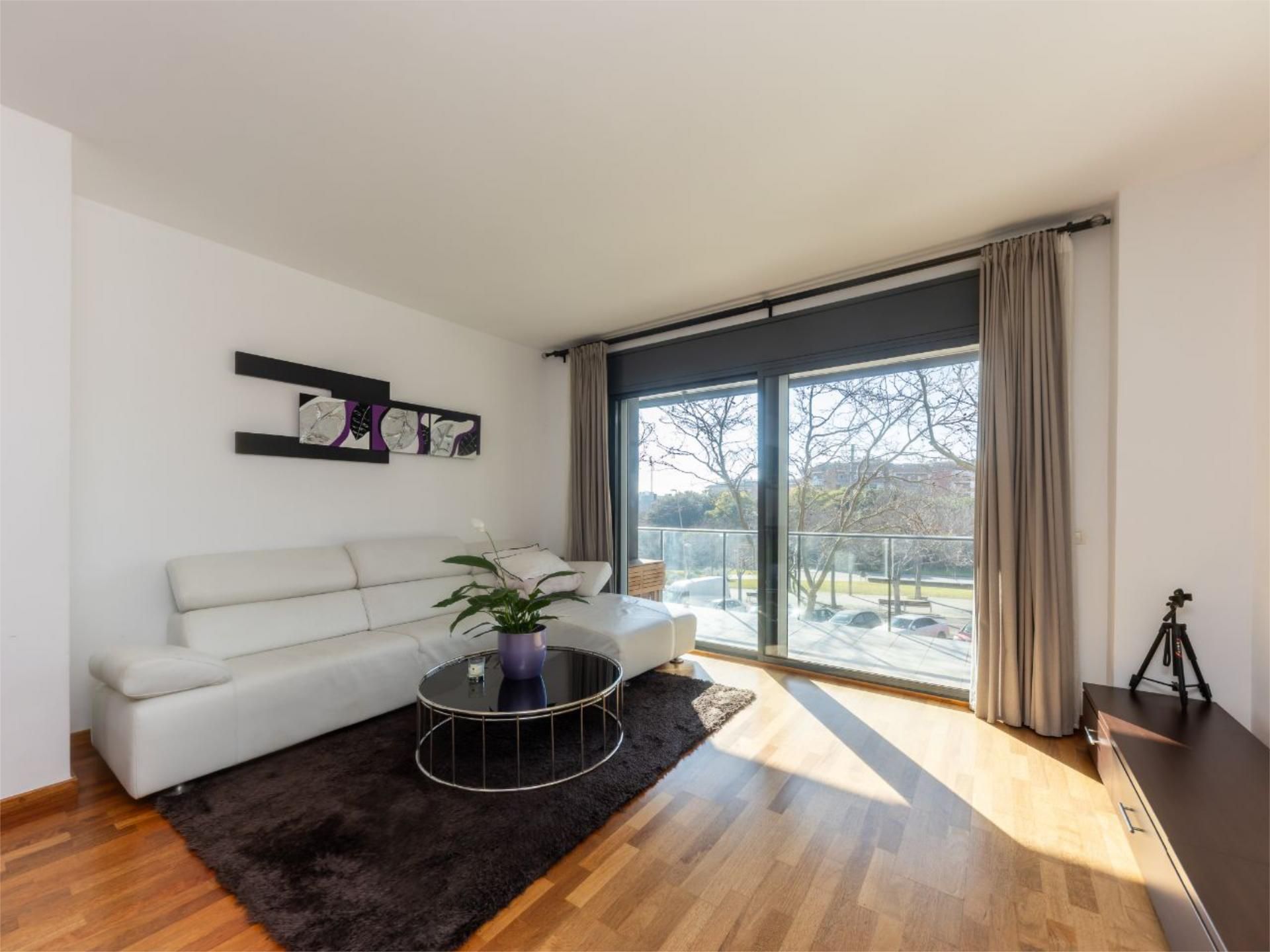 Living room of Flat for sale in Viladecans  with Air Conditioner and Balcony