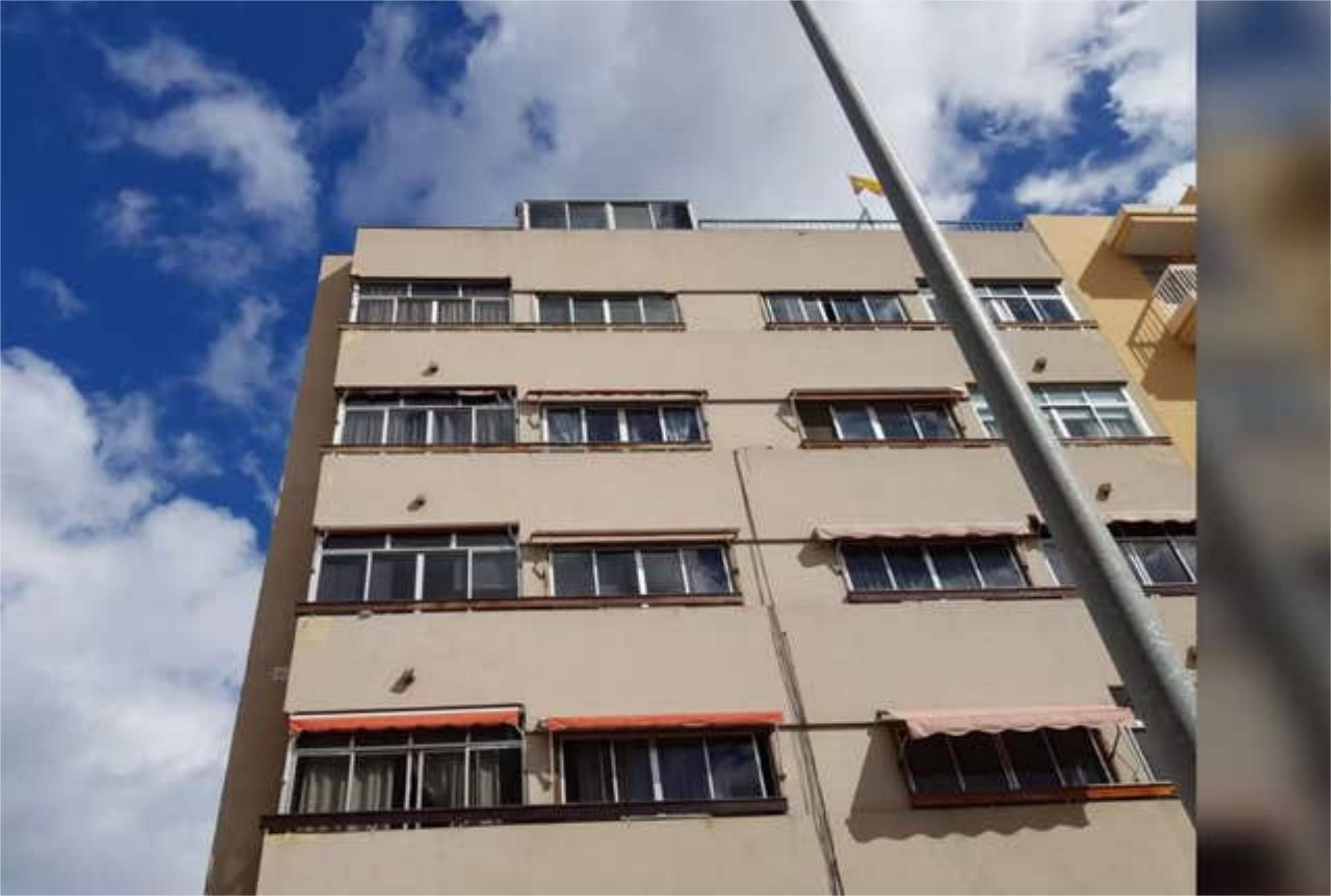Exterior view of Attic for sale in  Santa Cruz de Tenerife Capital  with Terrace