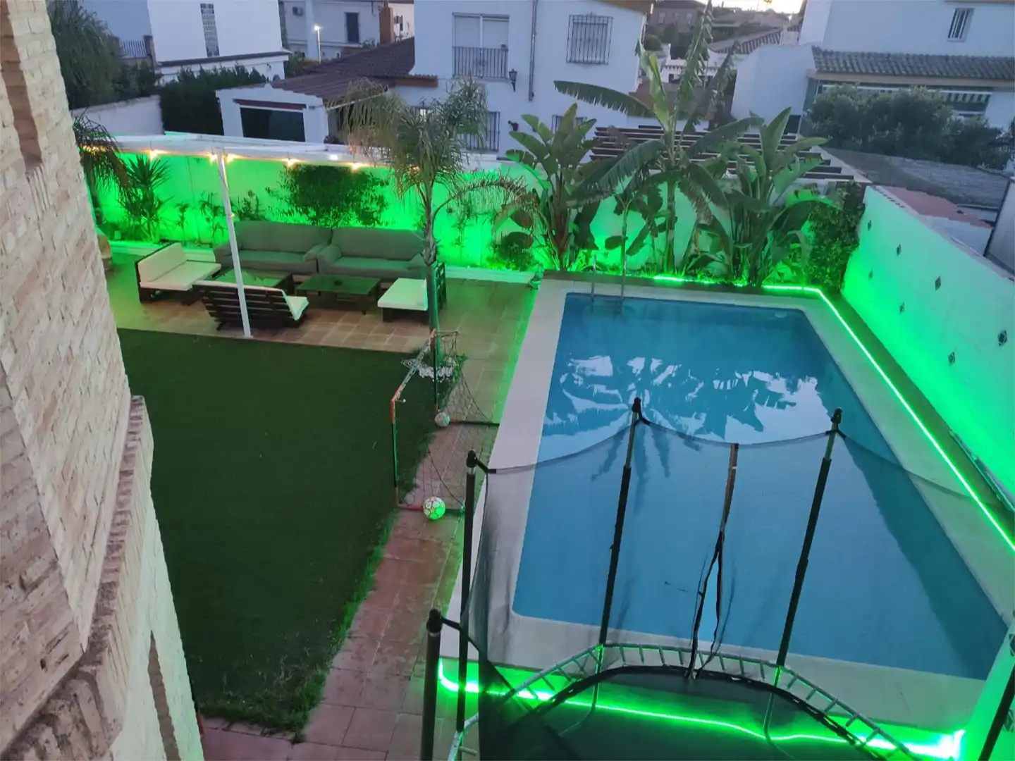 Houses for rent in Calle Granada, 4, Valencina de la Concepción Swimming pool of Houses for rent in Valencina de la Concepción with Air Conditioner, Swimming Pool and Balcony