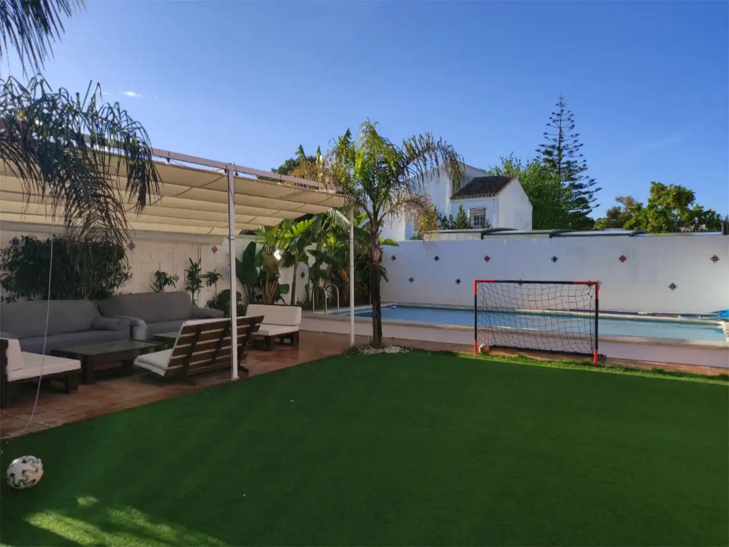 Houses for rent in Calle Granada, 4, Valencina de la Concepción Swimming pool of Houses for rent in Valencina de la Concepción with Air Conditioner, Swimming Pool and Balcony