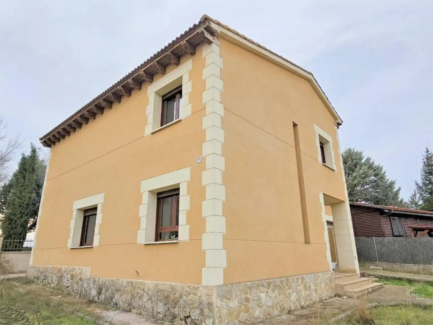Casa o xalet en venda a Calle San Fernando, 4, Campo de San Pedro Vista exterior de Casa o xalet en venda en Campo de San Pedro amb Calefacció i Jardí privat