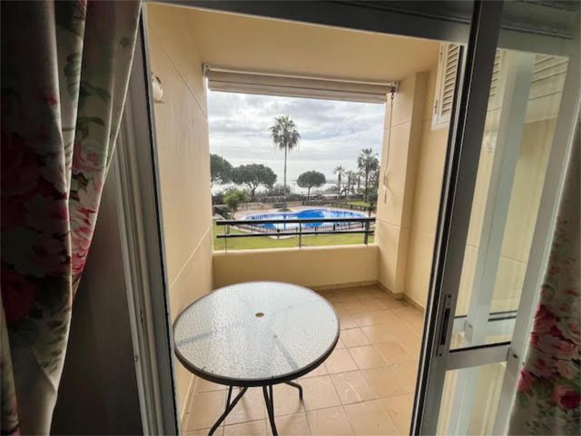 Dormitori de Pis en venda en Rota amb Aire condicionat, Calefacció i Terrassa