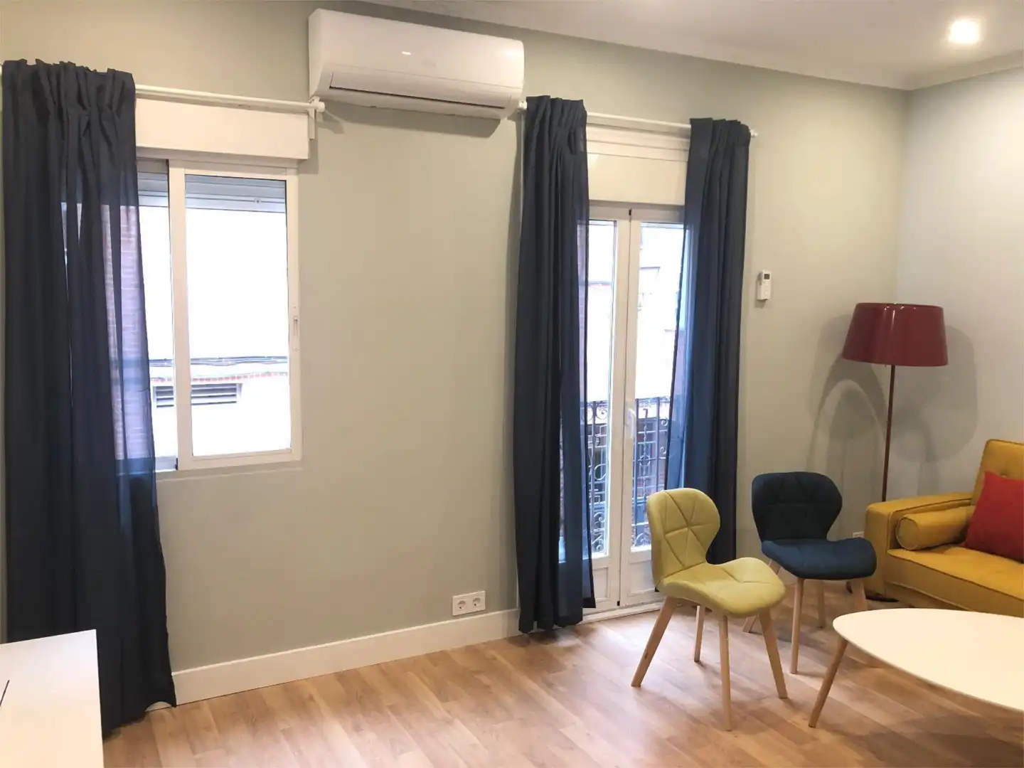 Piso en venta en Calle de Lozano, 30, San Diego Habitación de Piso en venta en Madrid Capital con Aire acondicionado y Balcón