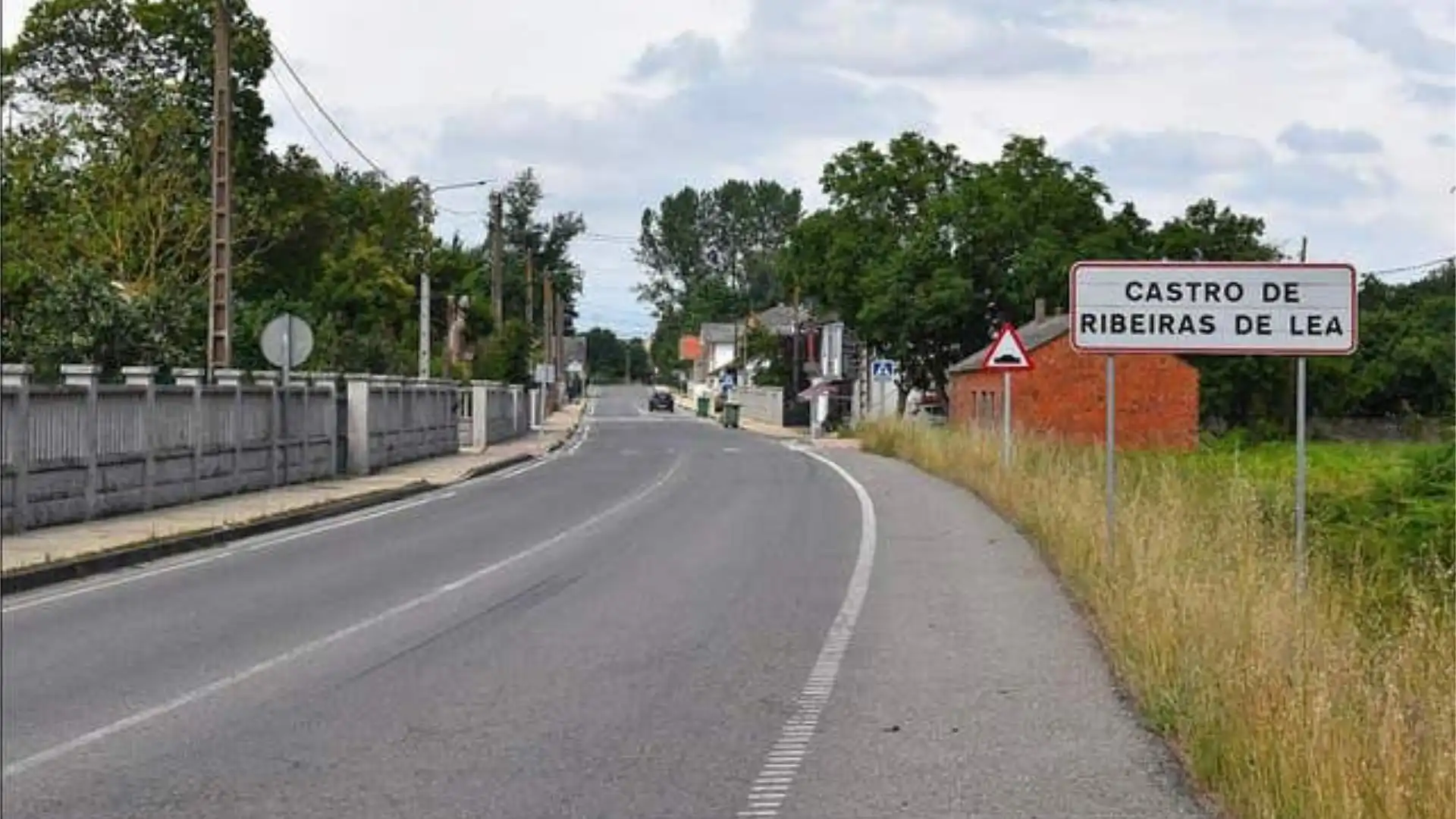 Exterior view of Garage for rent in Castro de Rei