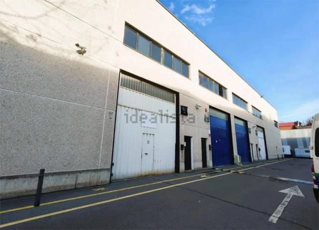 Local comercial en Alquiler en Gaztelubide Kalea, 3 en Artatza - Pinueta - Pinosolo