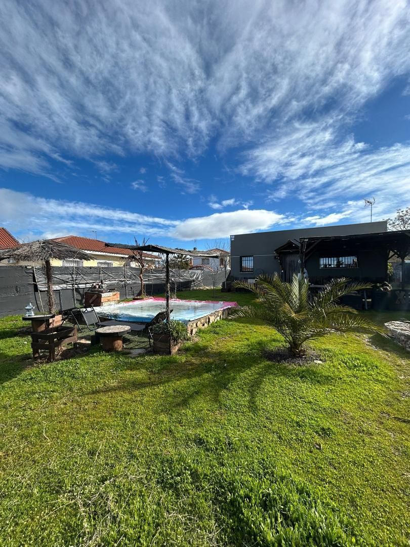 House or chalet for sale in Camino Amansalobos, 22, El Casar de Escalona Swimming pool of House or chalet for sale in El Casar de Escalona