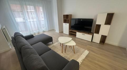 Foto 2 de Apartamento de alquiler en Calle el Escobar, 6, San Mamés - La Palomera, León Capital