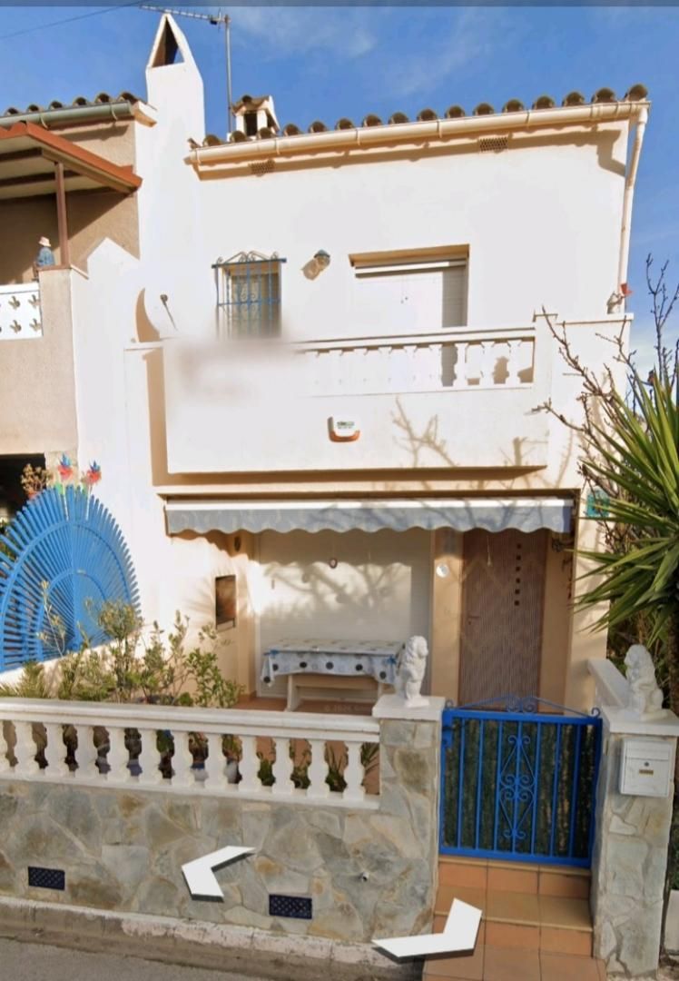 Jardí de Casa adosada en venda en Empuriabrava amb Aire condicionat i Terrassa