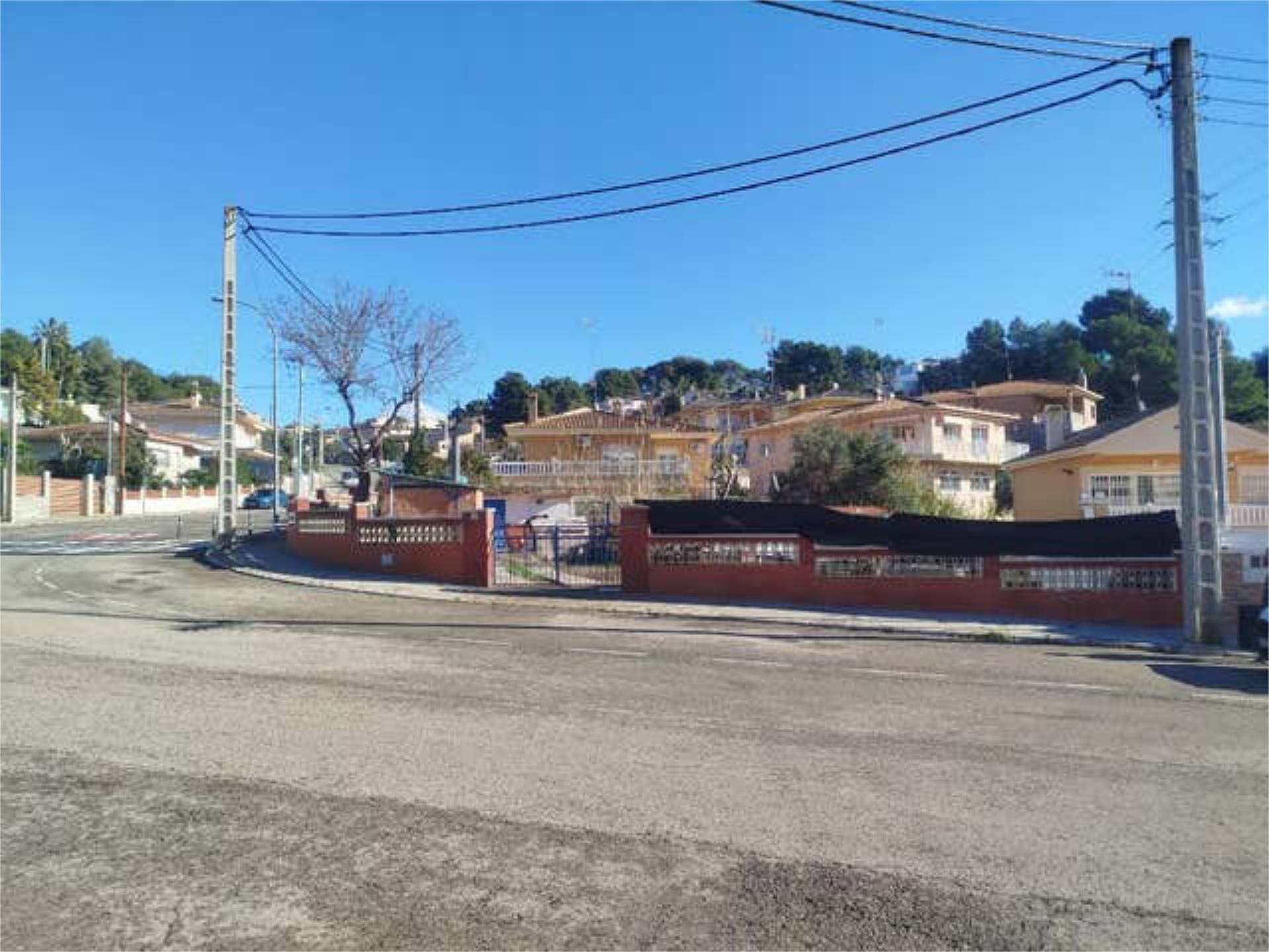 Casa adosada en venda a Costa Cunit - Els Jardins - Els Rosers Vista exterior de Casa adosada en venda en Cunit amb Terrassa