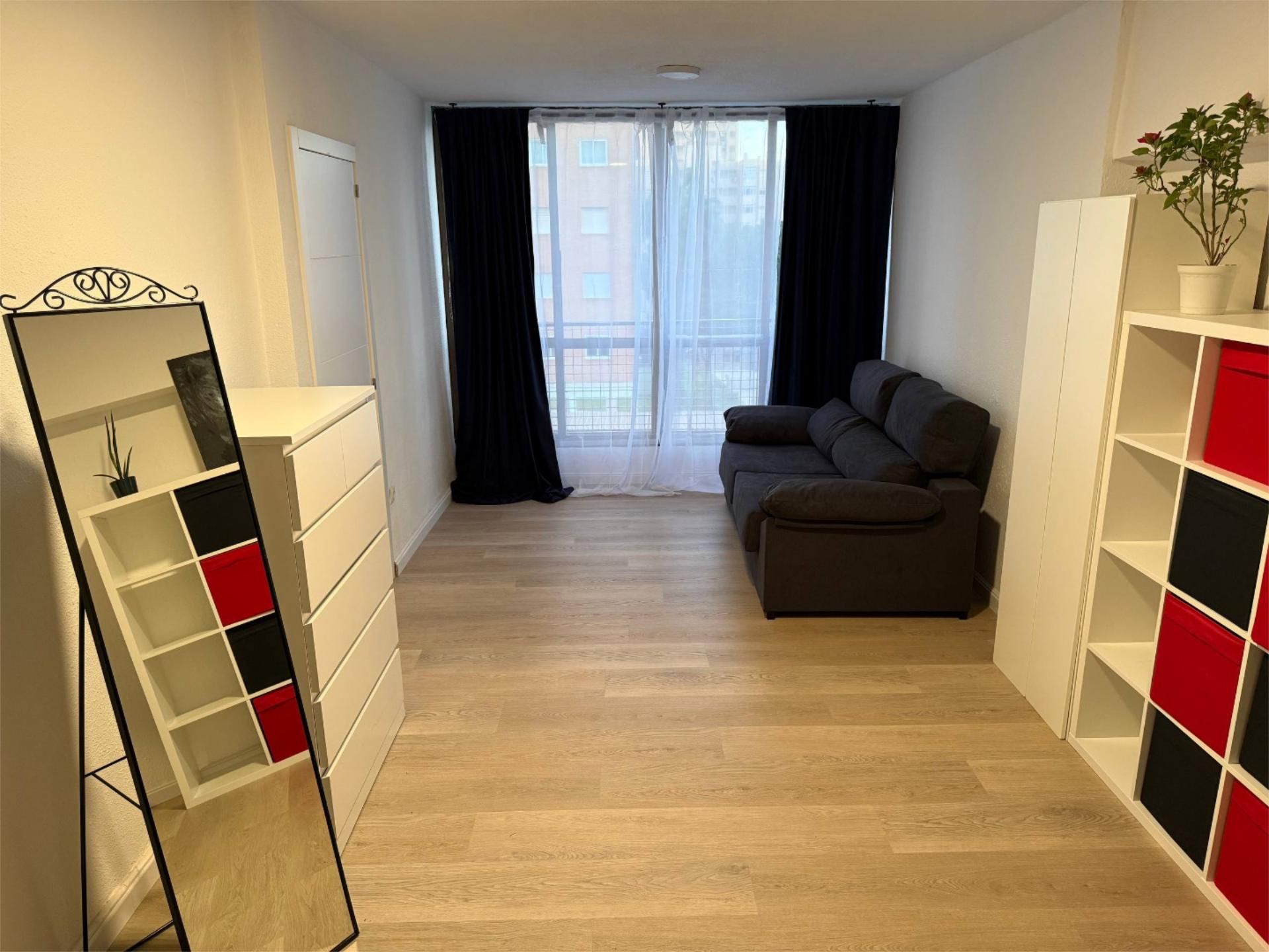 Bedroom of Flat for sale in Benidorm  with Swimming Pool and Balcony