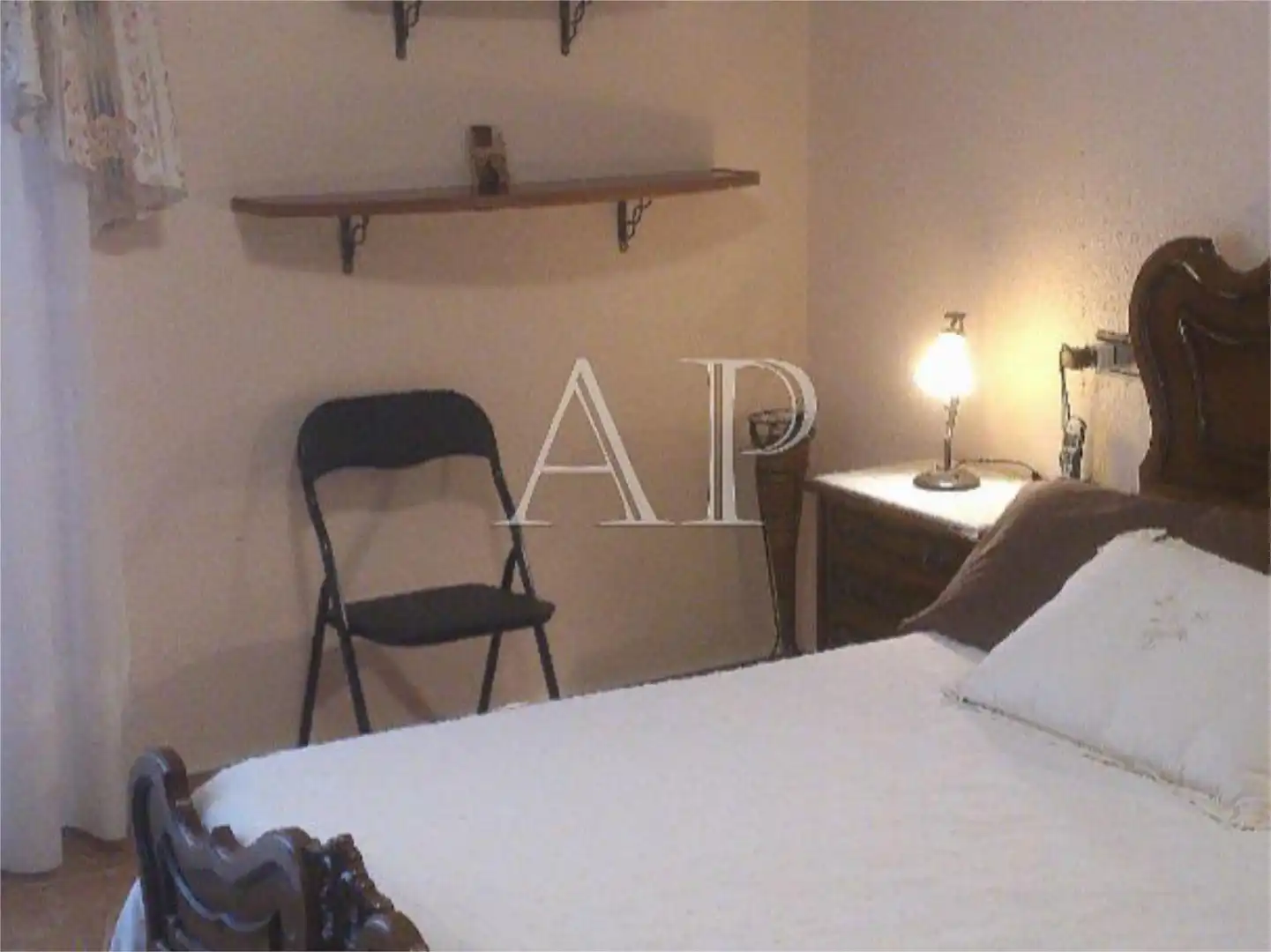 Piso en venta en Carrer Jeremias Pastor Perez, 1, San Crispín Habitación de Piso en venta en Elche / Elx con Aire acondicionado, Trastero y Amueblado