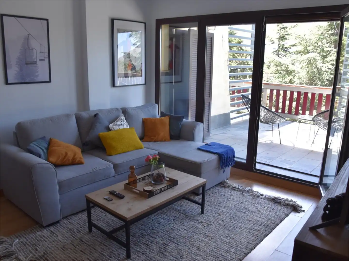 Piso en venta en Plaza Pradollano, 31, Zona baja Sala de estar de Piso en venta en Sierra Nevada con Terraza