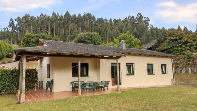 Casa-chalet en Venta en Lugar Cereixal, 4 en Ortigueira