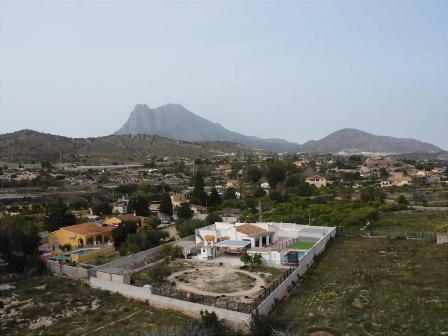 Casa o chalet en venta en Partida Mediases, 49, El Secanet - Hacienda del Sol Vista exterior de Casa o chalet en venta en Villajoyosa / La Vila Joiosa con Aire acondicionado, Terraza y Piscina