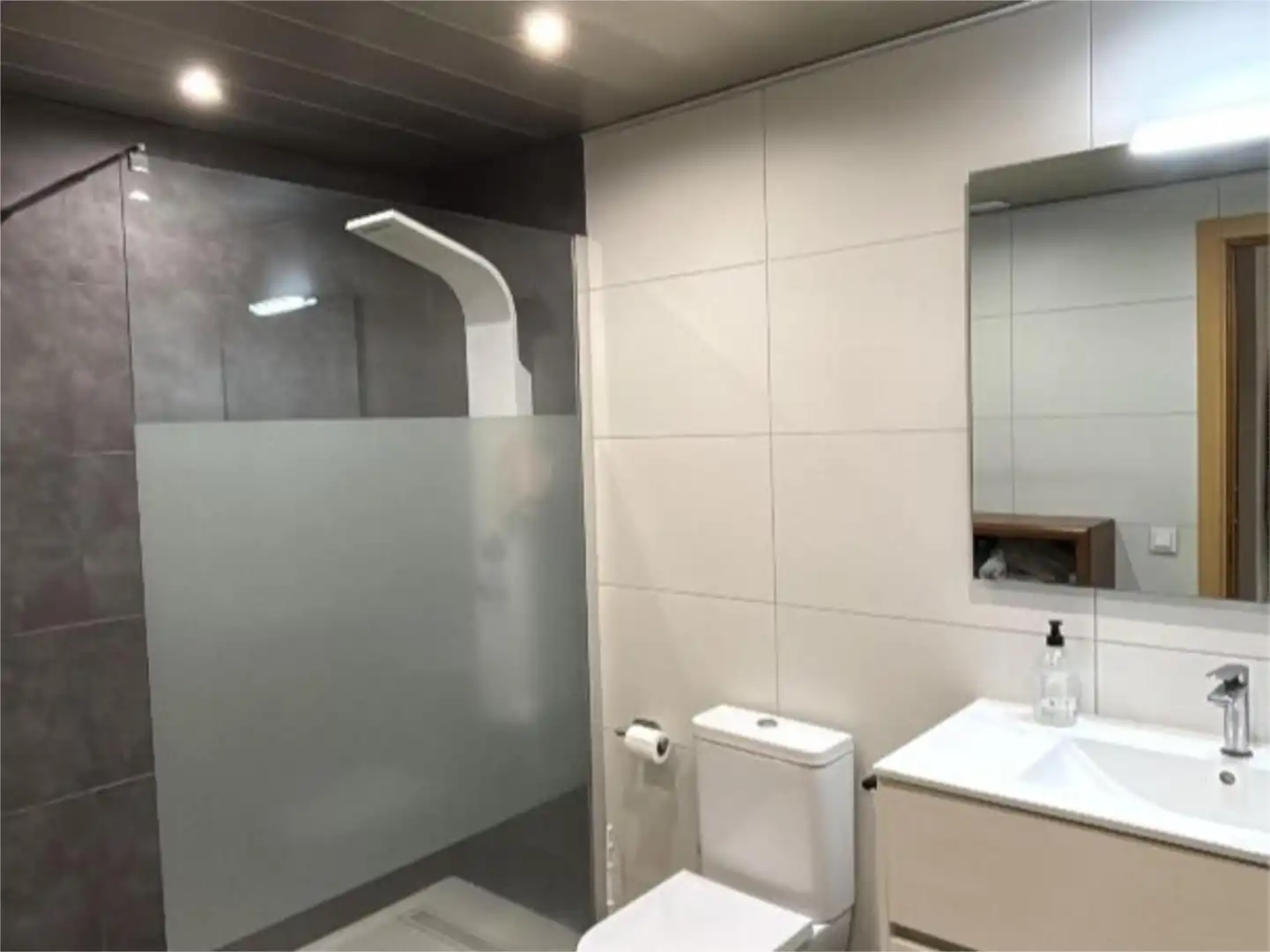 Badezimmer von Wohnung zum Verkauf in Igualada mit Terrasse