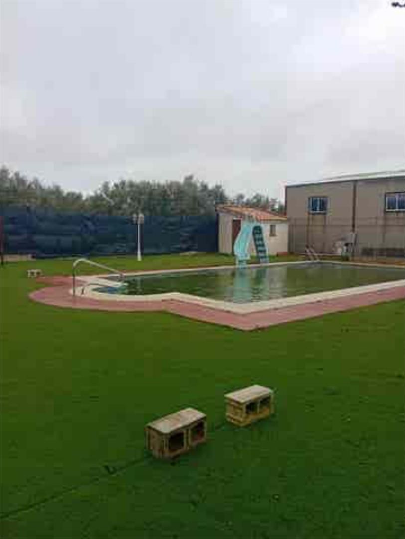 Piscina de Casa adosada en venda en Montemayor amb Calefacció, Jardí privat i Terrassa