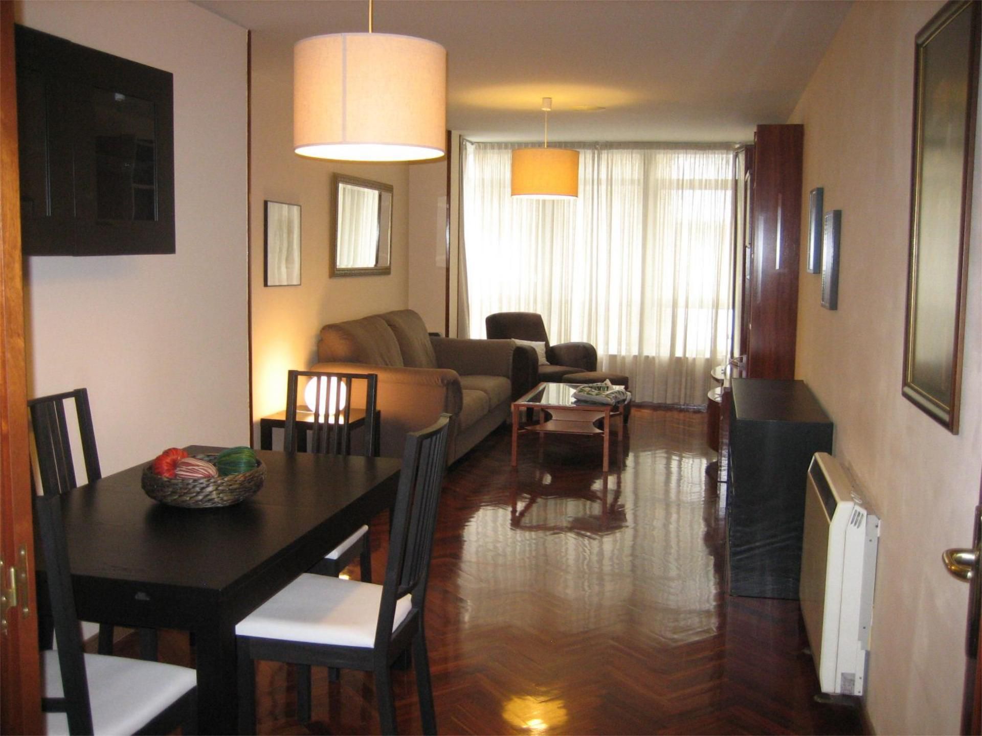 Sala d'estar de Pis en venda en A Coruña Capital  amb Balcó