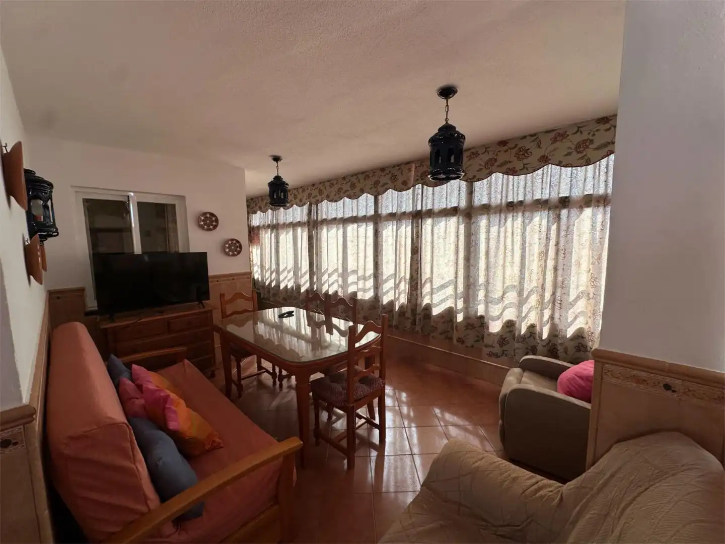 Wohnung zum Verkauf in Sector C, 53, Centro - Torre de la Higuera Wohnzimmer von Wohnung zum Verkauf in Almonte mit Klimaanlage, Heizung und Terrasse