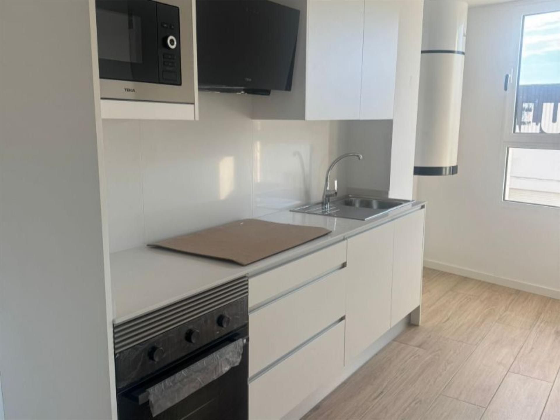 Kitchen of Flat to rent in Aldaia  with Air Conditioner, Heating and Parquet flooring