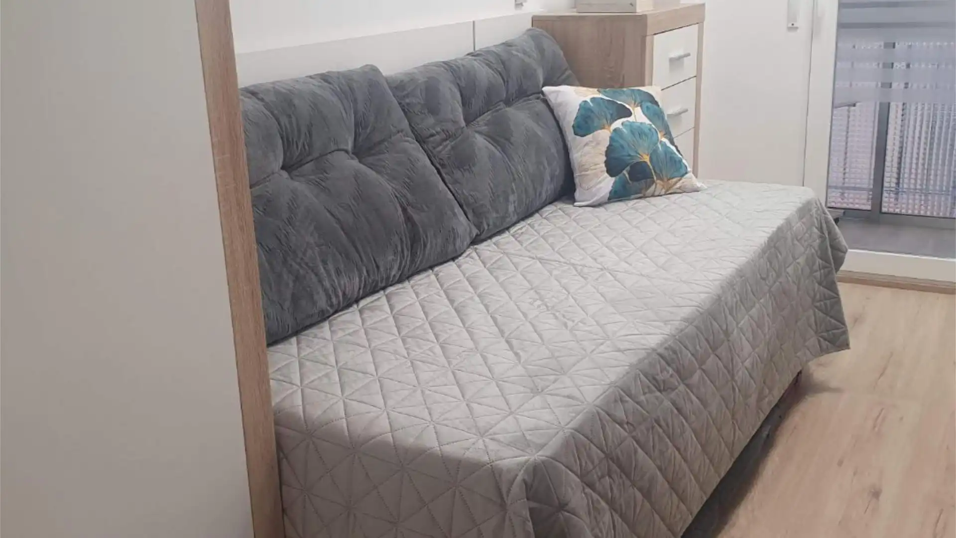 Room in Calle de La Puebla de Híjar, 3, La Granja