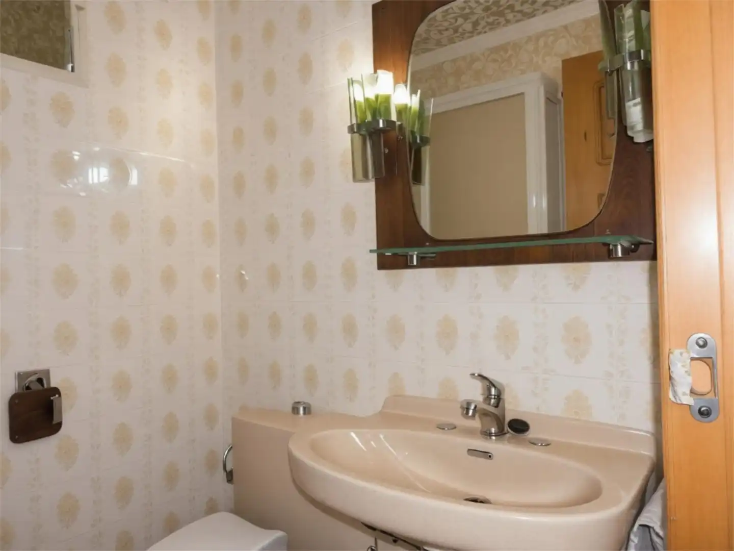 Bathroom of Flat for sale in Sevilla  with Terrace