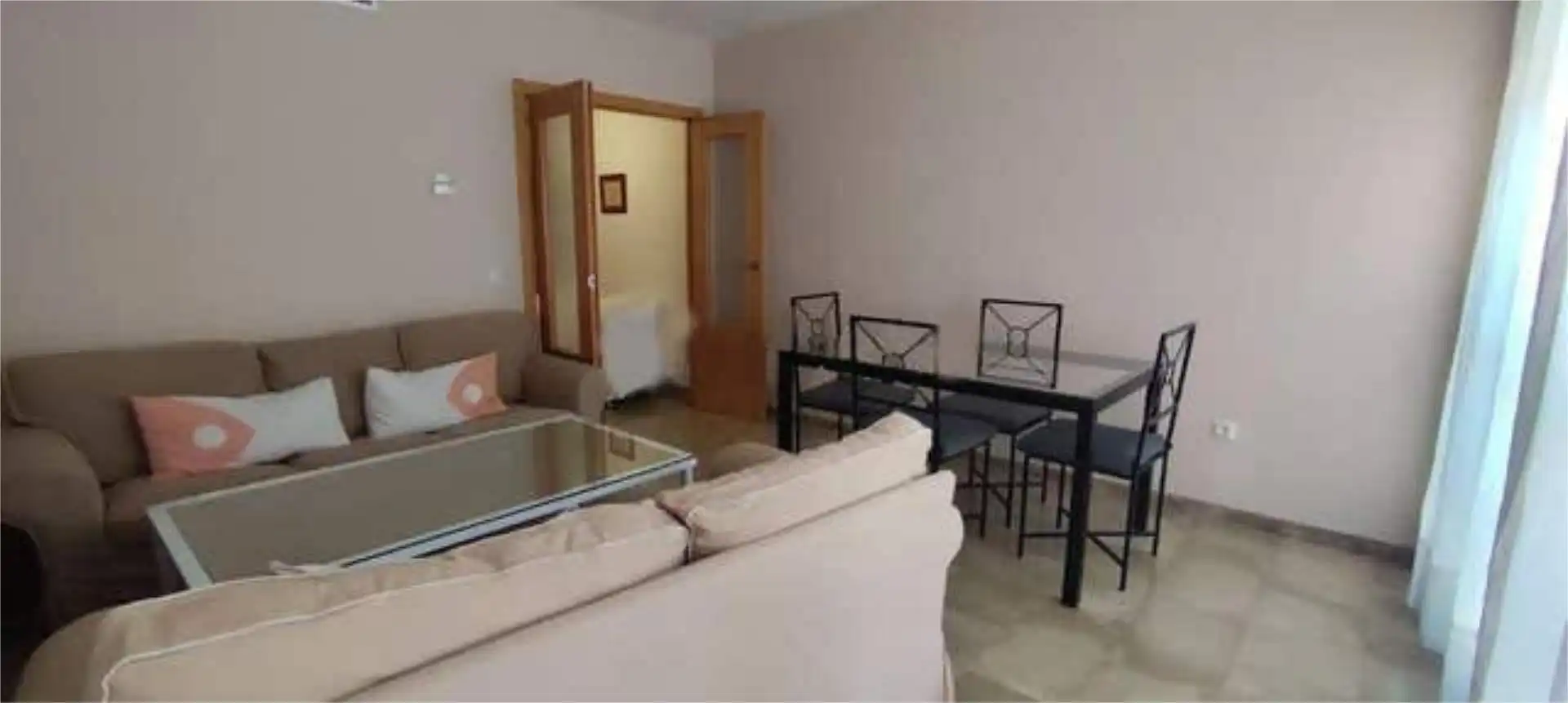 Pis en venda a Zona Nueva Camas - Marcelino Camacho Sala d'estar de Pis en venda en Camas