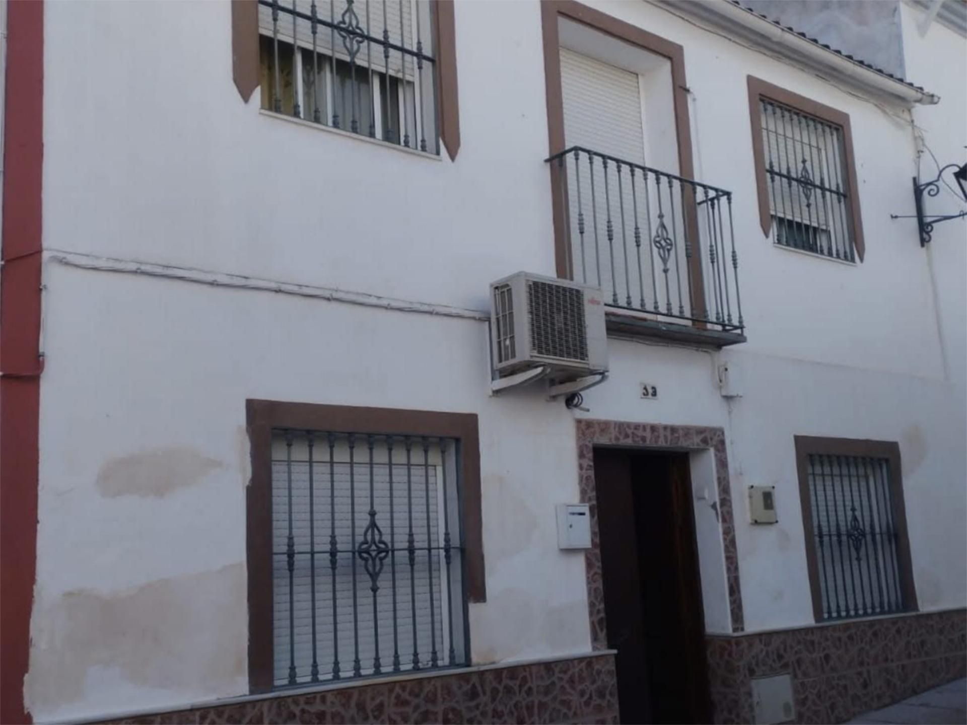 Casa adosada en venda a Calle Pablo Picasso, 2, Pedro Abad Vista exterior de Casa adosada en venda en Pedro Abad