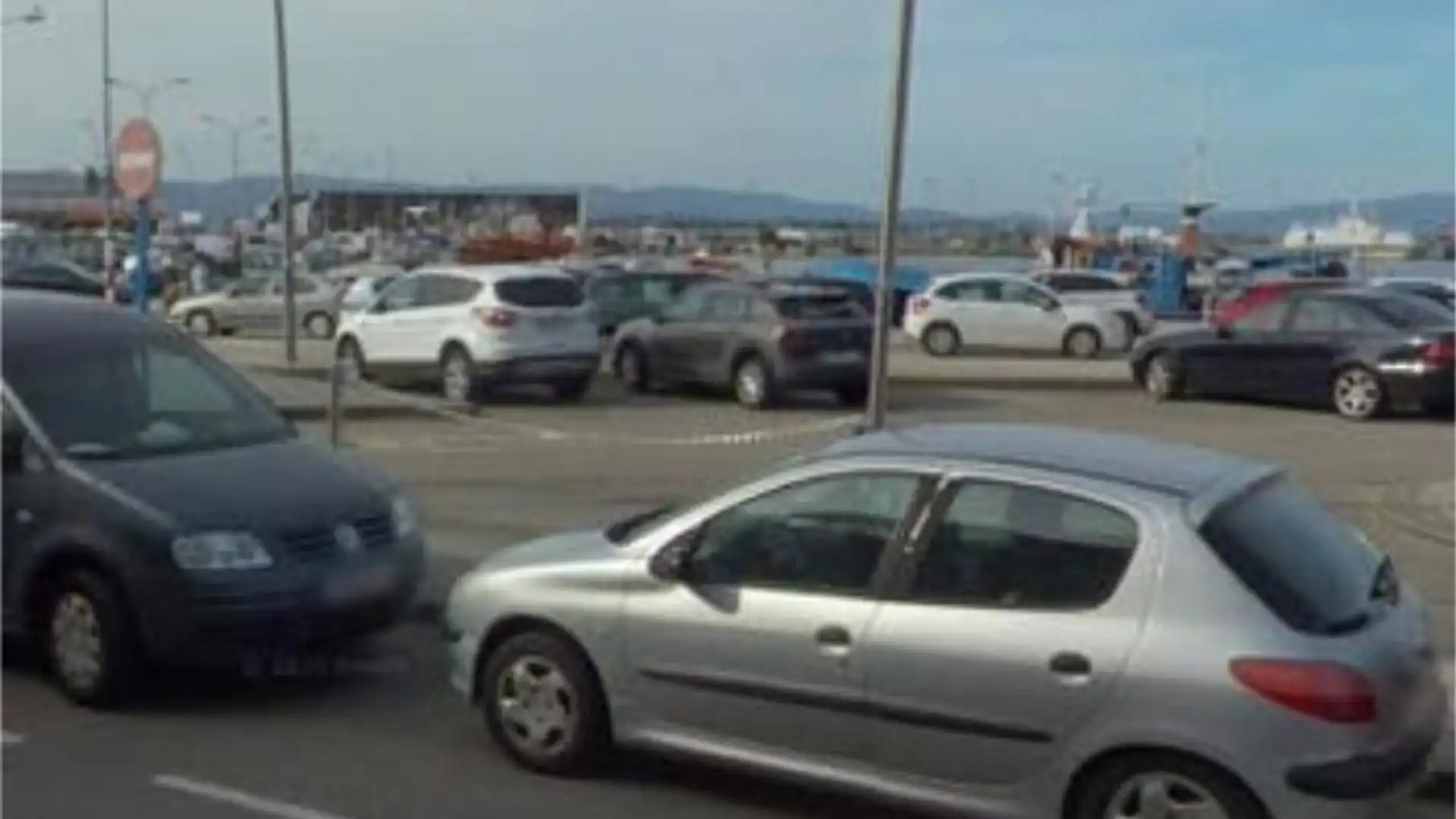 Parking de Piso en venta en Sanxenxo con Calefacción y Amueblado