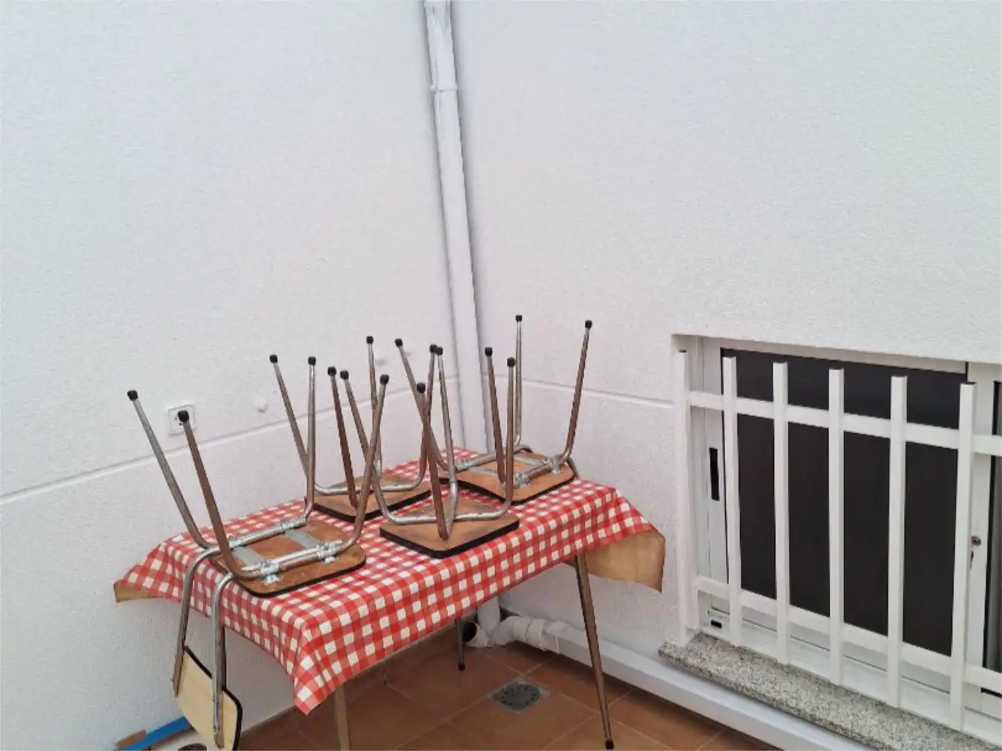 Pis en venda a Avenida Santa Icia, 79, Alto del Castaño Terrassa de Pis en venda en Narón amb Calefacció, Parquet i Terrassa