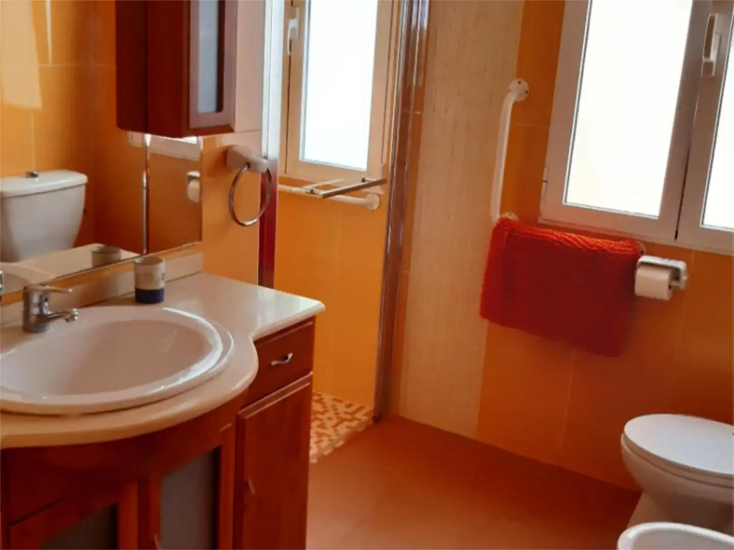 Badezimmer von Wohnungen zum Verkauf in Dénia mit Klimaanlage und Terrasse