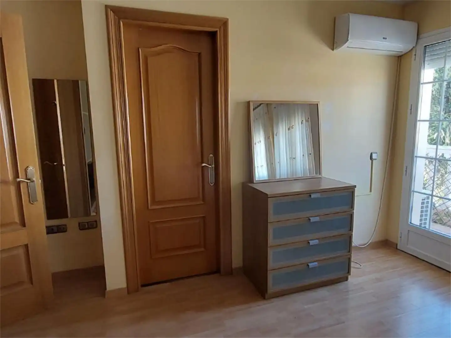 Pis en venda a Calle Doctor Castroviejo, 22, Huércal-Overa Dormitori de Pis en venda en Huércal-Overa amb Aire condicionat, Calefacció i Parquet