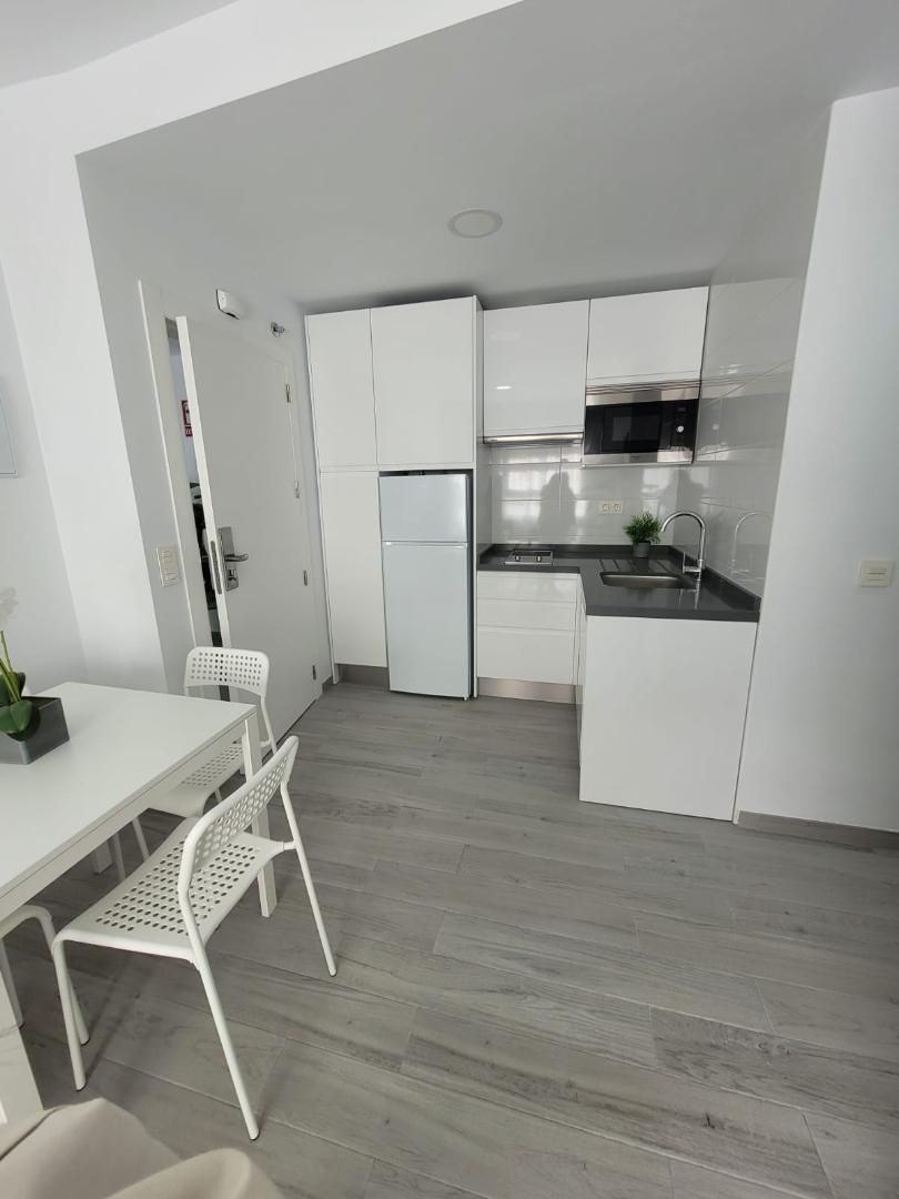 Cocina de Piso de alquiler en Roquetas de Mar con Aire acondicionado, Calefacción y Amueblado